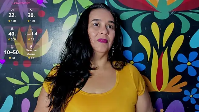 Snapshot of Sharllot_bbw chatting on September 21, 2:16 pm Sharllot bbw online show from September 21, 2:16 pm