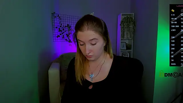 Snapshot of daisy_candy chatting on September 16, 9:01 pm daisy candy online show from September 16, 9:01 pm