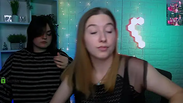 Snapshot of daisy_candy chatting on September 23, 8:18 pm daisy candy online show from September 23, 8:18 pm