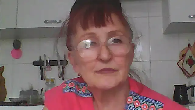 Snapshot of TanyaSweet634 chatting on September 18, 10:47 am TanyaSweet634 online show from September 18, 10:47 am