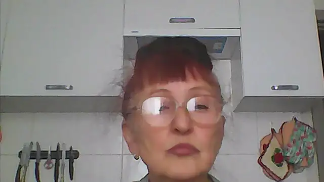 Snapshot of TanyaSweet634 chatting on September 16, 8:11 am TanyaSweet634 online show from September 16, 8:11 am
