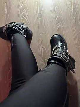 FeetVibe online show from March 13, 6:47 am