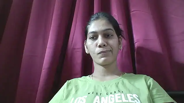 Garima G online show from January 8, 1:26 pm