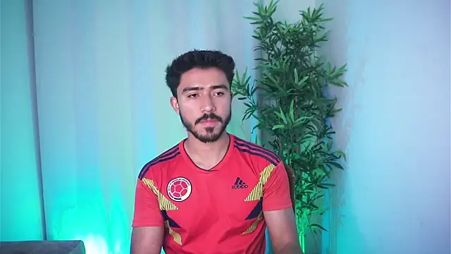 dam0n fr0st online show from December 3, 9:28 pm