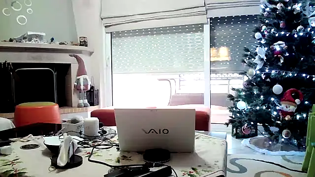 Kalia Cross online show from January 12, 7:24 am