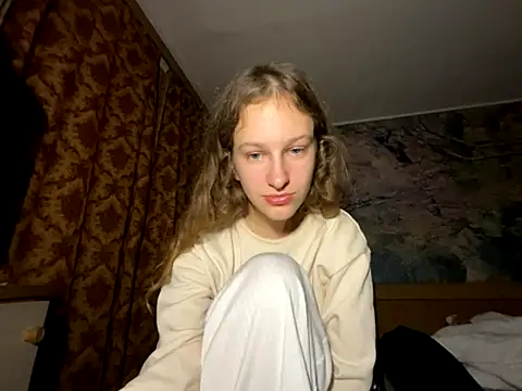 Eva Angel3 online show from October 2, 7:30 pm