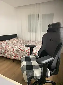 PamAnna online show from March 14, 1:34 pm