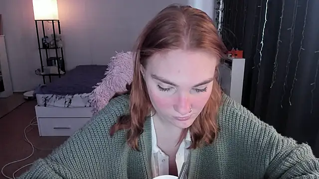 ReddHotPipper online show from March 2, 7:15 am