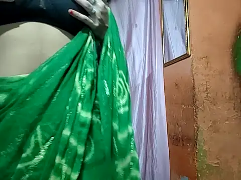 poojaxxx65 online show from November 15, 12:11 am