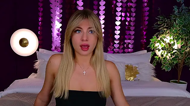 HelenaMorgan online show from March 13, 3:19 am