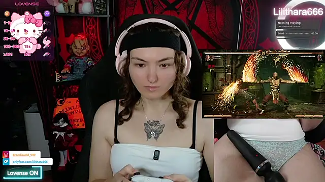 BrandiWRLD 999 online show from December 18, 8:35 pm