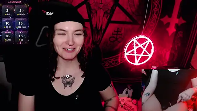 BrandiWRLD 999 online show from October 24, 6:37 pm