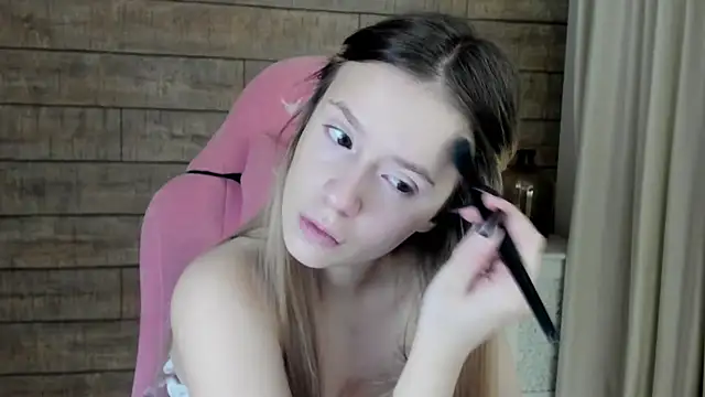 MilanaBalmain online show from November 22, 4:15 am