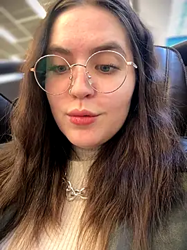 meow girl online show from October 31, 10:08 am