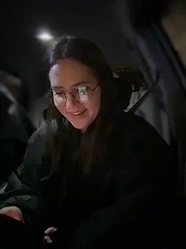 meow girl online show from January 7, 4:32 pm