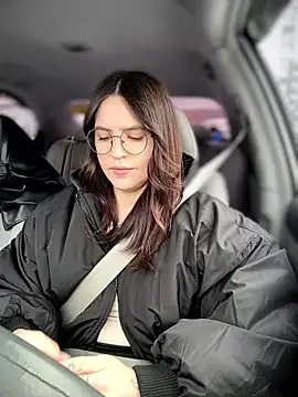 meow girl online show from January 11, 11:59 am