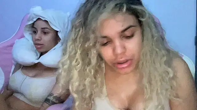 brithneysquirt online show from December 23, 7:12 am