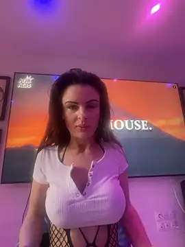 lenalux online show from February 3, 9:14 am