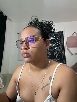 angela angels  online show from March 6, 4:40 am