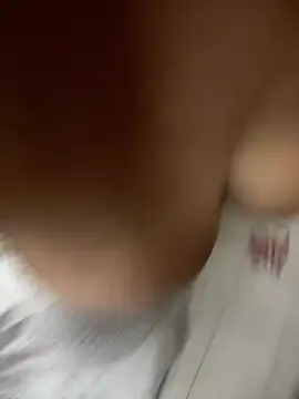 cheke42000 online show from February 6, 11:30 pm