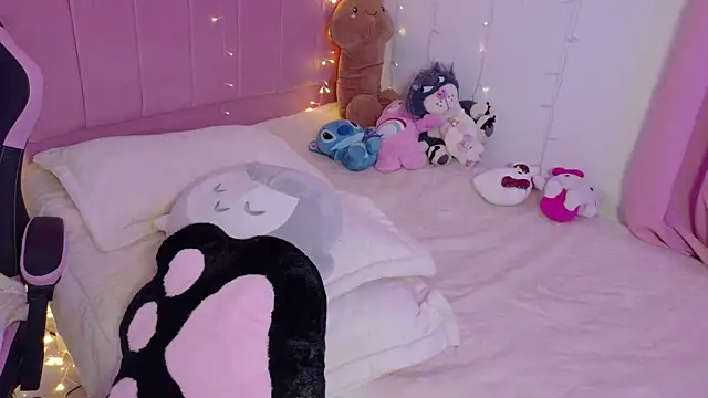 p3ach1 online show from March 21, 4:17 am