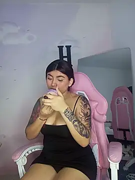 carolayrosse online show from October 22, 3:11 am