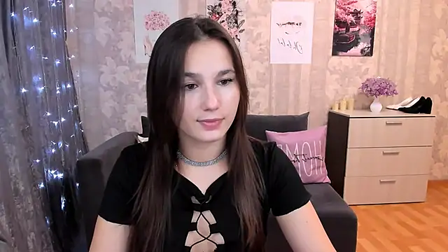 Snapshot of MilaDaisen chatting on September 26, 2:25 pm MilaDaisen online show from September 26, 2:25 pm
