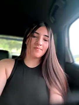 AhriCutte online show from October 21, 5:06 pm