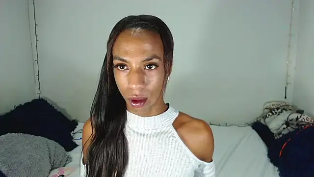 JessicaEbony online show from April 17, 1:51 am