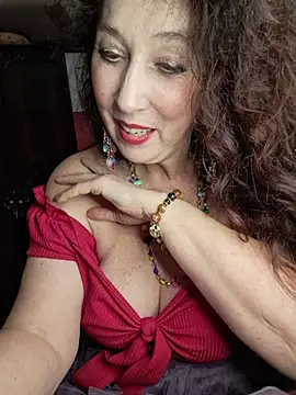 GypsyEsmeralda online show from April 5, 7:13 pm