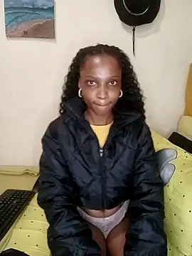 Snapshot of FreakySag_8888 chatting on October 17, 5:21 am FreakySag 8888 online show from October 17, 5:21 am