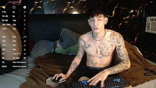 Apolo Hidalgo01 online show from January 18, 11:12 pm