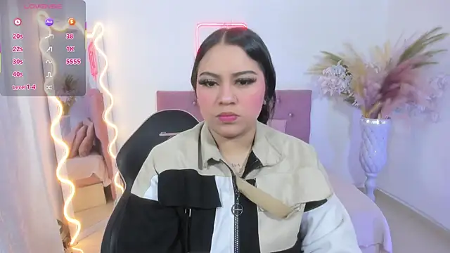 kendra tay online show from December 2, 4:36 am