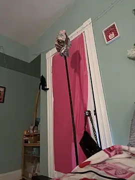 ebonycatlisaaaalime online show from September 20, 10:19 pm