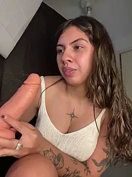 Argentiiniita online show from December 17, 3:11 am