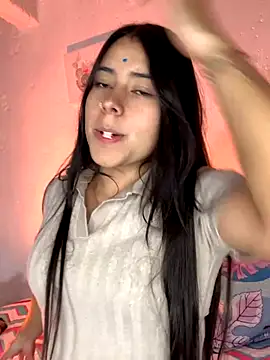 Snapshot of GabyButtler1 chatting on September 16, 12:18 am GabyButtler1 online show from September 16, 12:18 am