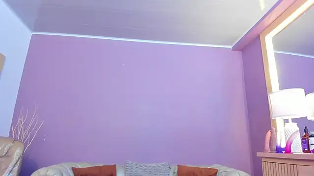 nathalie rossel online show from April 4, 7:13 pm