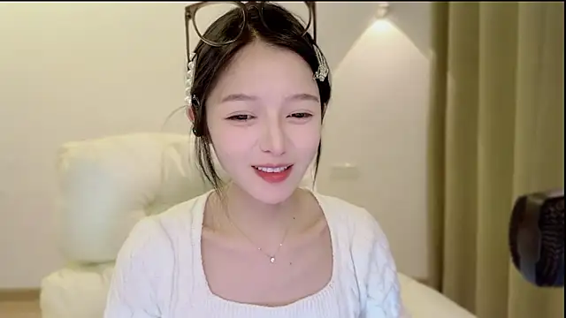 xiaodaibabyy online show from November 4, 2:55 pm