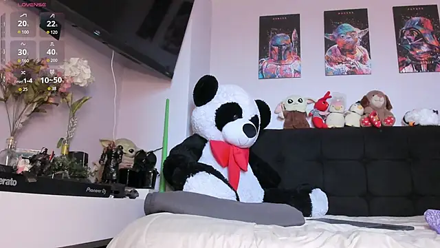 Carlasxdreams online show from April 12, 10:34 pm