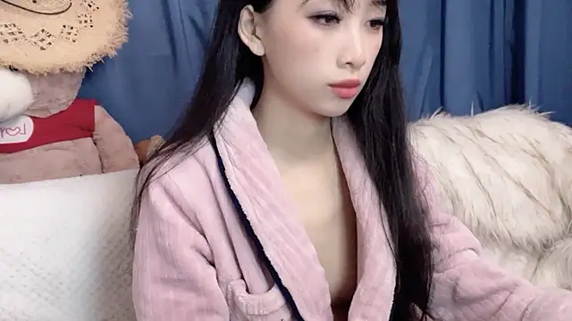 Lili-2 online show from February 28, 3:55 pm