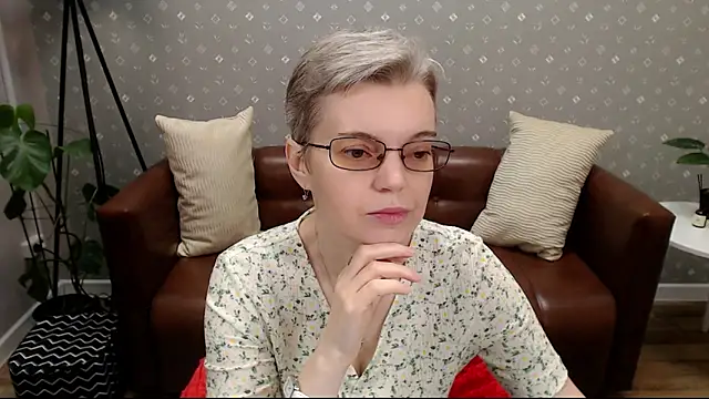 Cutie Erikaa1 online show from September 25, 2:21 am