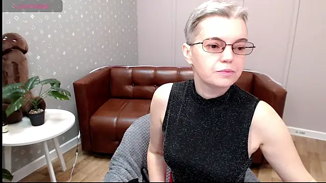 Cutie Erikaa1 online show from December 5, 2:55 am