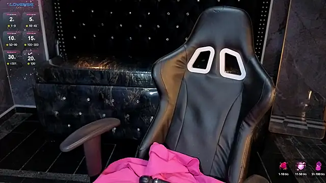 Kitty fox b online show from April 6, 1:01 pm