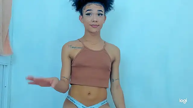 StassieBell online show from November 25, 3:09 am