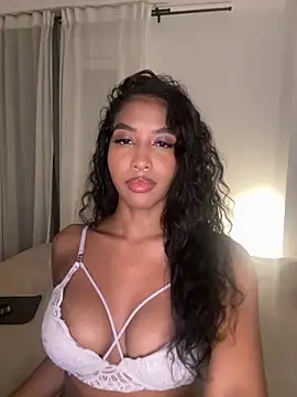 IamCrystal2 online show from February 28, 12:43 am