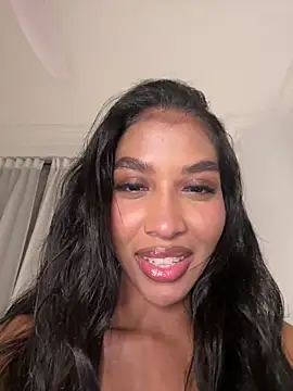 IamCrystal2 online show from April 17, 11:51 pm