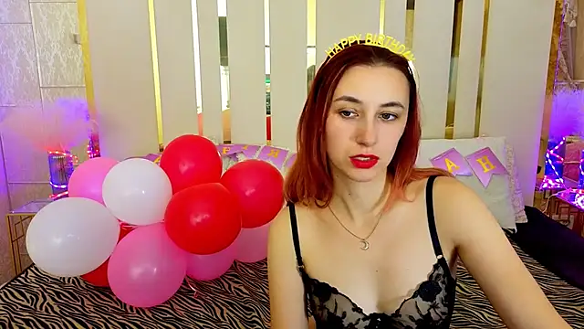 Roxy Rayy online show from October 6, 1:06 pm