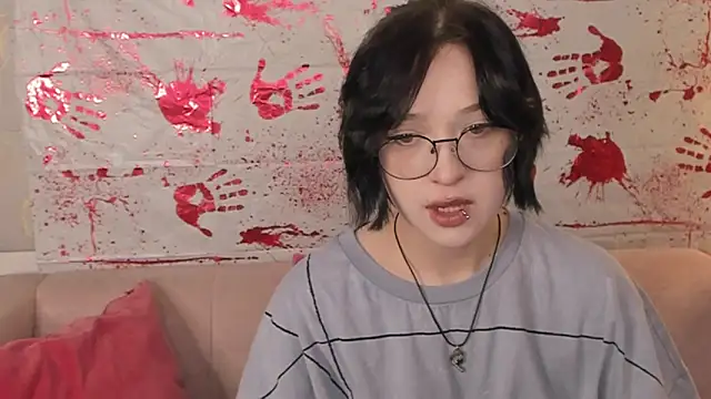 fiamoory online show from October 27, 1:23 am