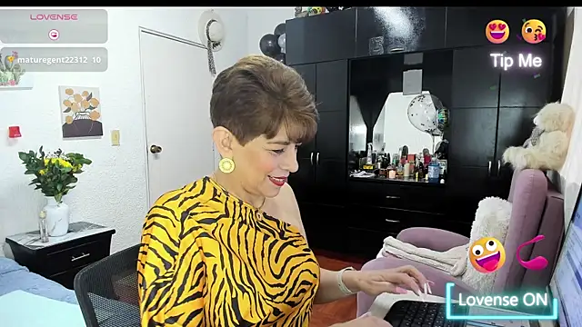 Angelina Stone 65 online show from January 6, 9:51 pm