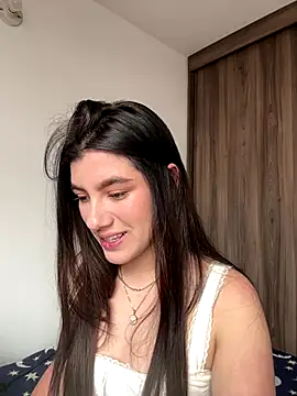 ARITOO  online show from November 6, 7:31 pm